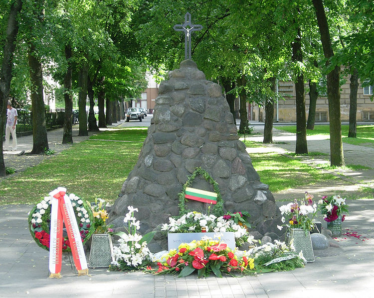 Pomnik ofiar KGB w Wilnie
